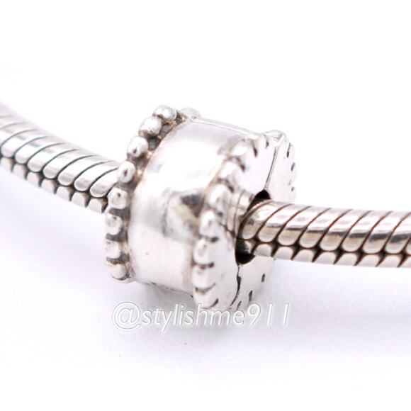 One Authentic PANDORA Beveled Clip - Picture 1 of 10